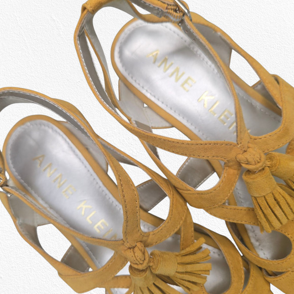 Anne Klein Noreen Golden Yellow Suede Tassel Flat Sandals Boho Chic Size 6 - Picture 3 of 15